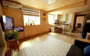 Odaesan Healing Town Silver Bed and Breakfast in South Korea