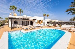 Villa Alisa in Tías Villa in Puerto del Carmen