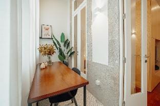 HOME WITH A POOL by VACATIONY Apartment in Porto