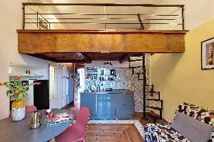 BNB - Cozy Vatican Loft with Terrace Apartment in Rome