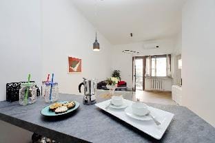 BNB - Cozy Albornoz Flat Apartment in Rome