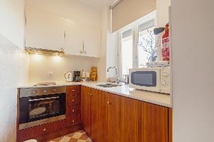 DOWNTOWN MODERN STUDIO with TERRACE by VACATIONY Apartment in Porto