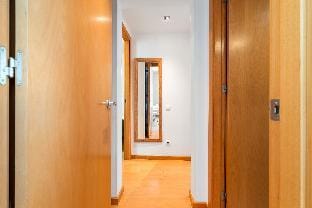 Bright & Breezy in Barcelona Apartment in Barcelona