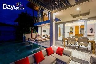 LUXURY ASIAN FLAIR  3br- Pool, Sunset, Openspace Villa in Ko Pha-ngan Sub-district