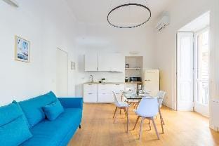 Piazza Amedeo Stylish Apartment by Wonderful Italy Apartment in Naples