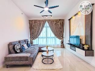 Paradigm Residence- BahuBali Suites by RR JBcity Apartment in Johor Bahru
