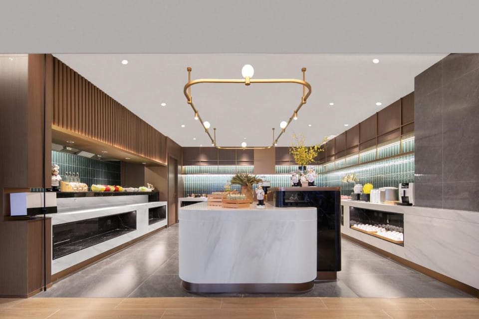 Madison Hotel Chengdu Pengzhou Tianfu Traditional Chinese Medicine City Hotel in Chengdu