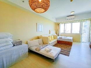Cozy Studio in La Mirada 1001 Vacation rental in Lapu-Lapu City