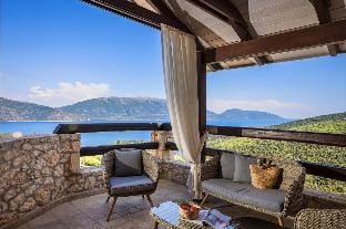 Villa Bolios, Sea view, Private Pool Villa in Cephalonia