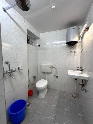 Rudraksh The White Castle  Apartment in Varanasi