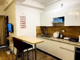 Cozy Private Stay By BuddiesHome Apartment in Noida
