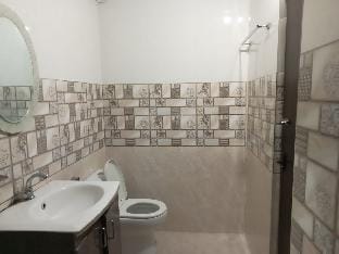 New, Big, Elegant, 4BHK @ prime loc Hyderabad Vacation rental in Hyderabad