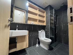 FamilyStudio KLCCView 50mMall Subway RoofTopPoolF4 Apartment in Federal Territory of Kuala Lumpur