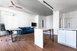 Boulevard 114 Apartment in Europe