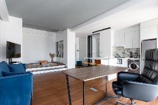 Boulevard 114 Apartment in Europe