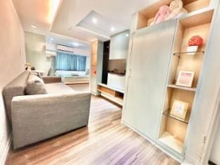 Xining 617 Apartment in Taipei City
