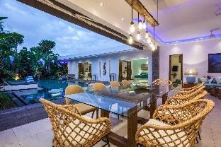 NOMA 6 DOLLAR Villa in Kuta
