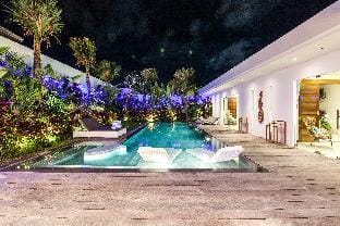 NOMA 6 DOLLAR Villa in Kuta