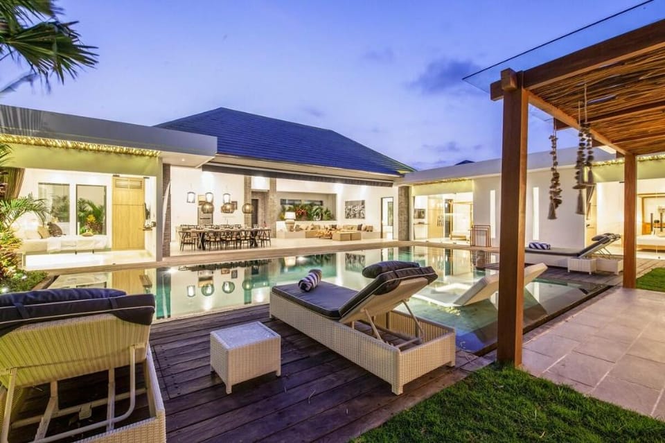 Canggu PETER 2 Villa in North Kuta