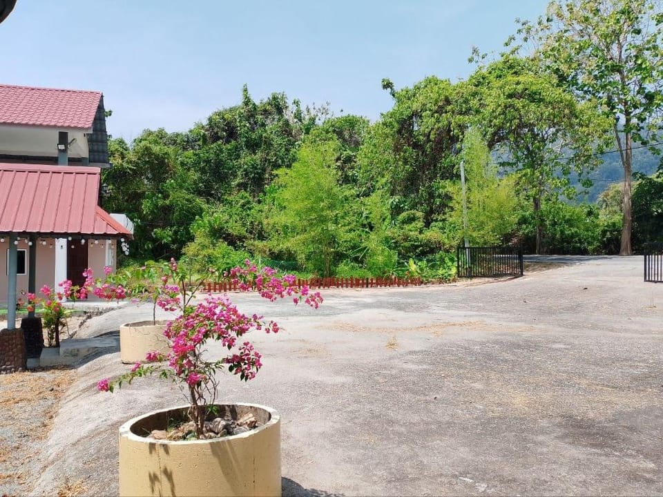 Lawer Guesthouse (Pulau Langkawi) Hotel in Kedah