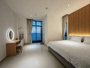Maxhome Premium Sea View Studio@The Shore KK C26 Vacation rental in Kota Kinabalu