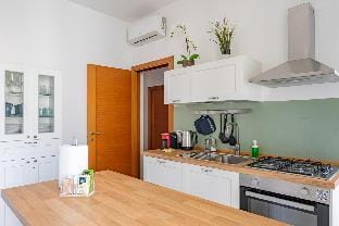 Borgo Marino sud - YourPlace Abruzzo Apartment in Pescara