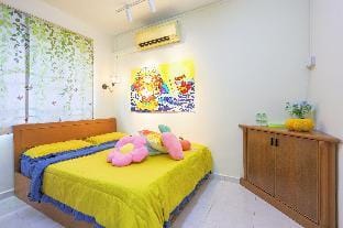 FREE WIFI, 8 pax- 50% OFF ,3 rooms, FORTUNE CAT Apartment in Malacca