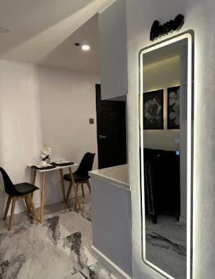 Makati Apartments Apartment in Makati