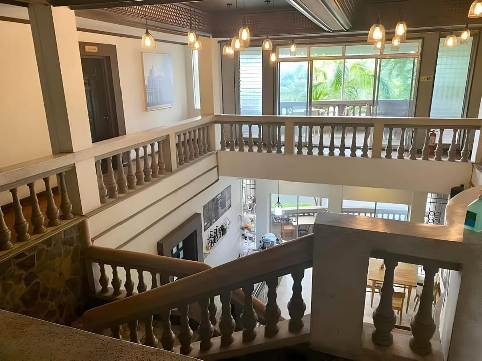 Legacy Mansion Pension house and Resto Bar Hotel in Iloilo City