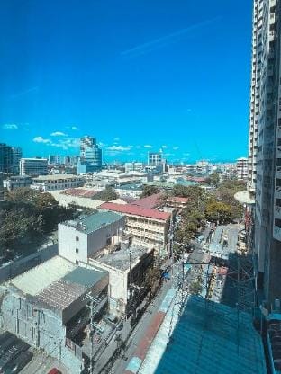 Short-stay  Condo Near St Lukes and US Embassy Vacation rental in Manila City