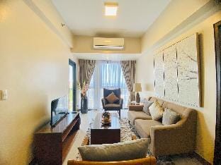 The Mactan Newtown 1BR w/ 3BedsPool Access Vacation rental in Lapu-Lapu City