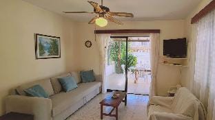 MEN - Sea Gem Apartment Apartment in Larnaca District