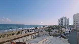 LCA - STAY Beach Wave Apartment Apartment in Larnaca