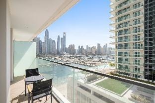 Silkhaus New Tower 1BDR in Marina Vista Apartment in Dubai
