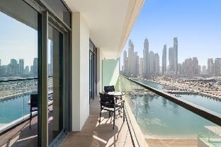 Silkhaus Marina View |New Tower with Private Beach Apartment in Dubai