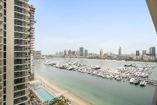 Silkhaus Tower with Private Beach | Skyline Views Apartment in Dubai