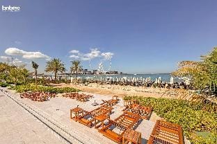 bnbmehomes-Marina Gem-5min walk to Flying Cup-2503 Apartment in Dubai