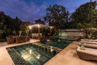 Mary's Beach Villa 3 Bedrooms Villa in North Kuta