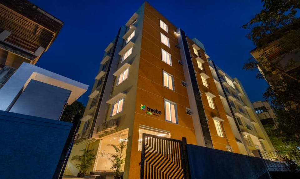 Treebo Premium Vapr Ashok Nagar Hotel in Chennai