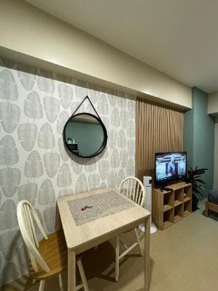 Cozy-Sunset View Studio Unit Apartment in Iloilo City