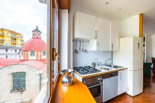 Colonna classic style Apartment by Wonderful Italy Apartment in Naples