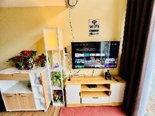 Mountain View Loft Condo W/ Free Wifi & Parking Vacation rental in Baguio