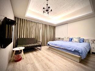 Qinghai B&B 晴海民宿 成功館 二人房Ｅ 免費停車 Apartment in Kaohsiung