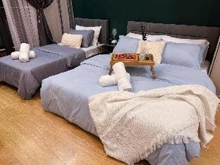 Comfy Stay FOC Netflix & 2 CarParks 3BR @ 6-11pax Apartment in Johor Bahru