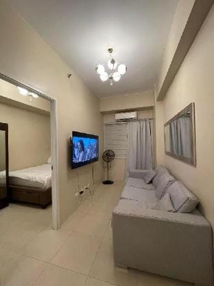 Avida Towers Storeys 2 b Vacation rental in Iloilo City