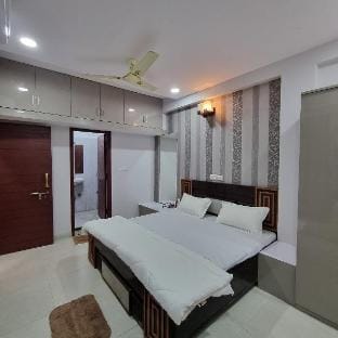 Leela homestay Indore Jasmine-1 BHK Luxury home Vacation rental in India
