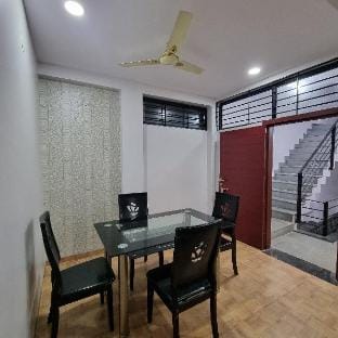 Leela homestay Indore Jasmine-1 BHK Luxury home Vacation rental in India