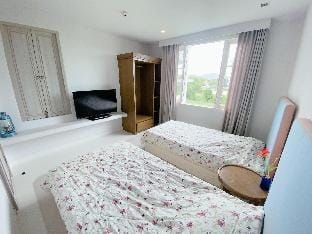 Chelona Condo khaonTao  Apartment in Nong Kae