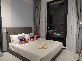L06 NEW UrbanSuite@JelutongGeogetown 2BR2CP 4-6Pax Apartment in George Town