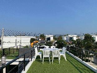Modern Enjoy Pool Villa Hua-hin Villa in Hua Hin District